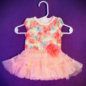 Baby girl 0-3m white & pink onsie dress
